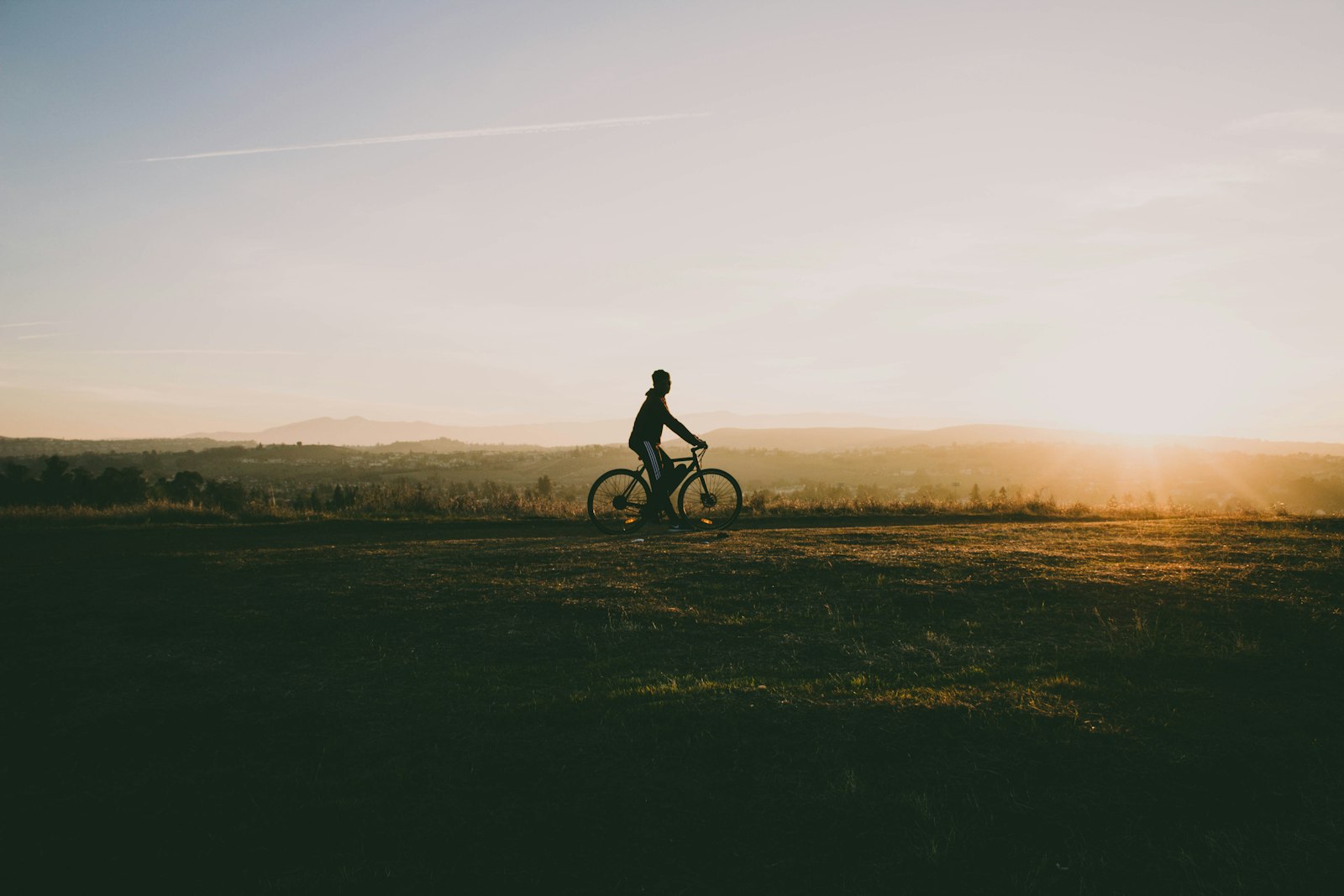 Budget e-bike themed cover image